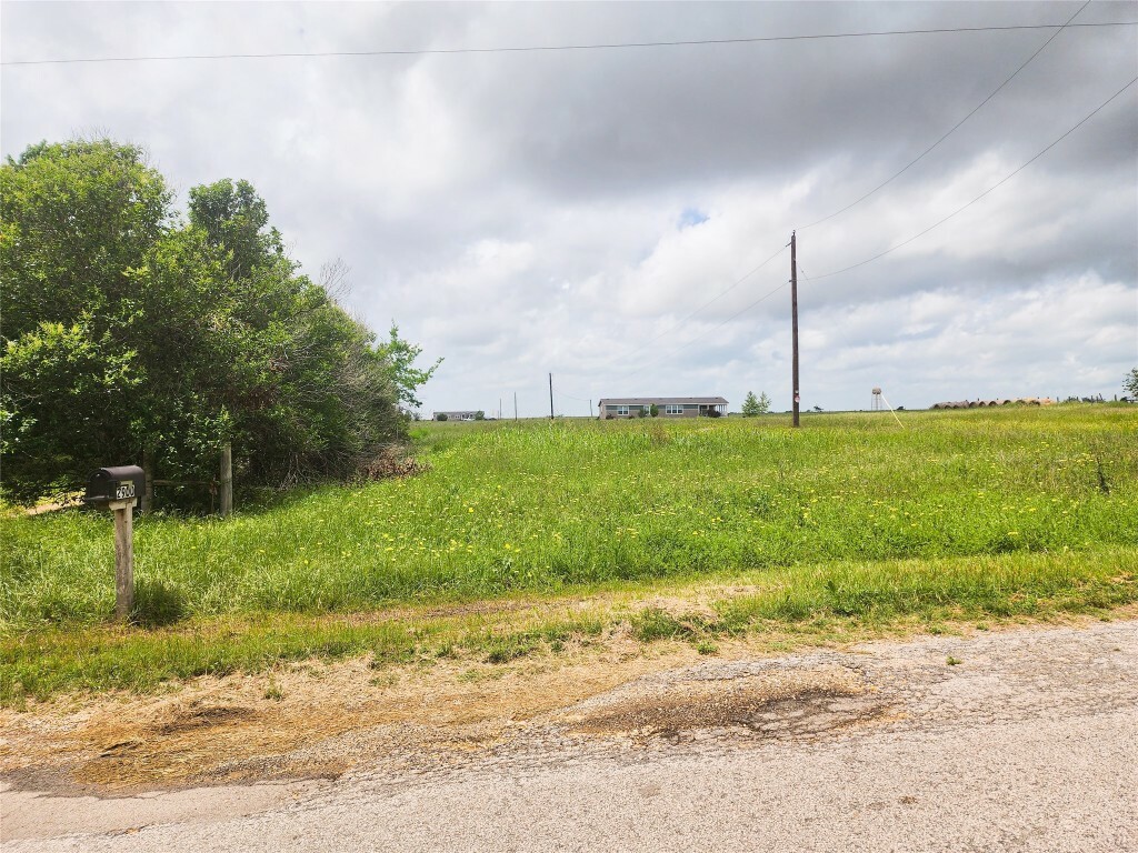 Property Photo:  2804 Black Waxy Road Road  TX 76574 