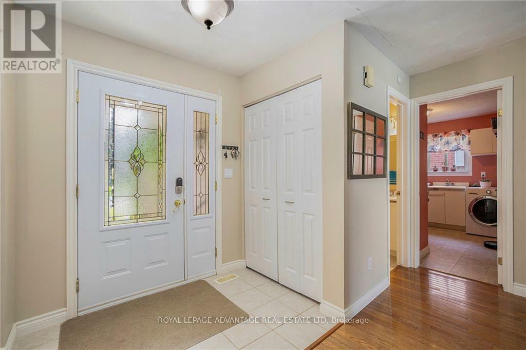 Property Photo:  267 Wood Avenue  ON K7A 5H4 