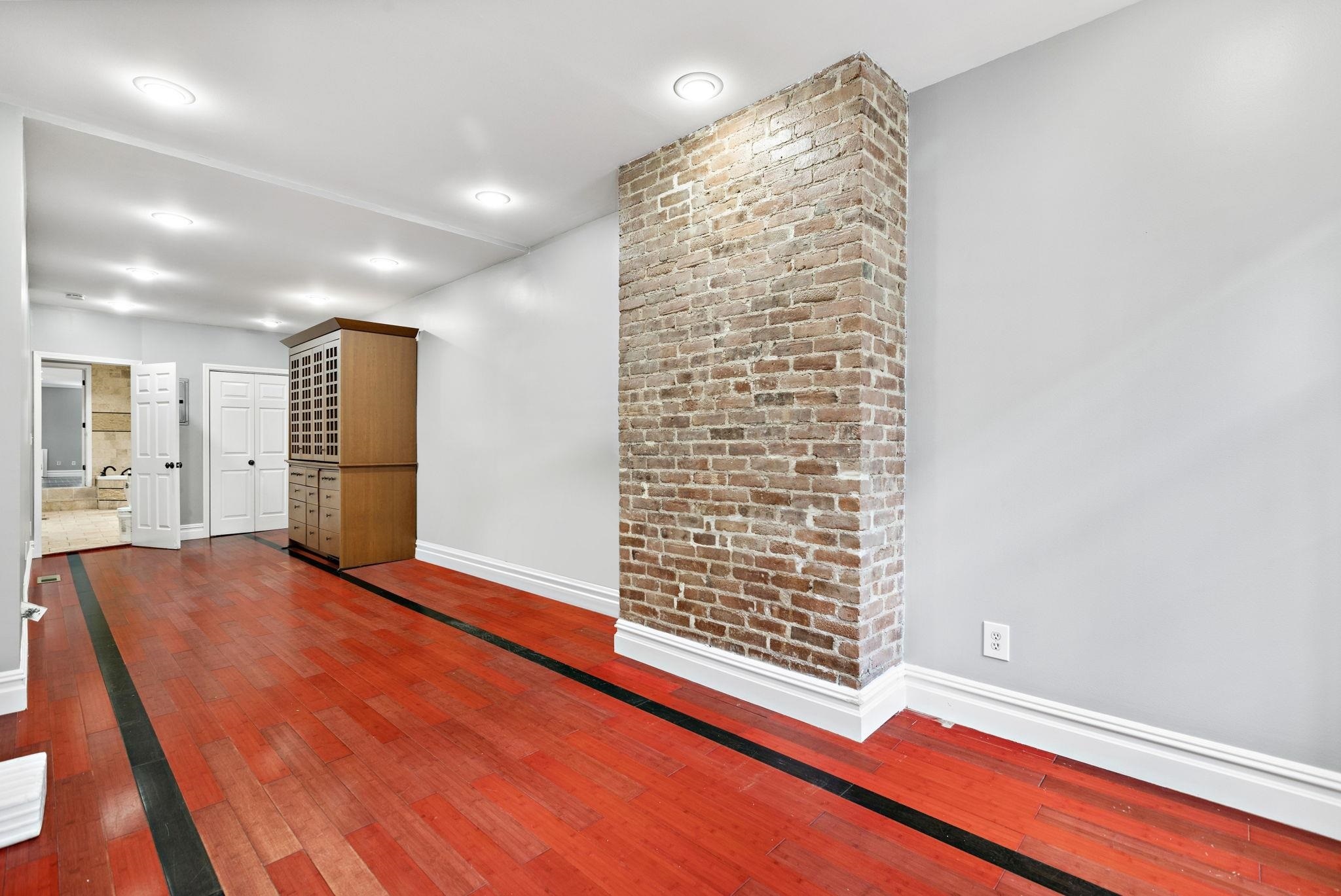 Property Photo:  120 Monroe St 1  NJ 07030 