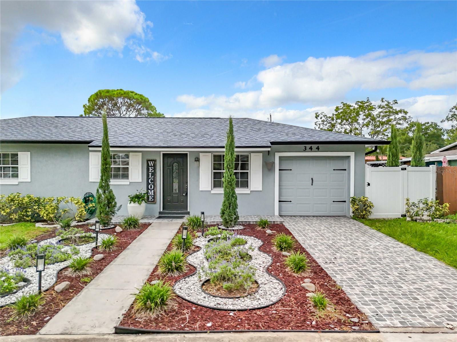 Property Photo:  344 E Maple Street  FL 34787 