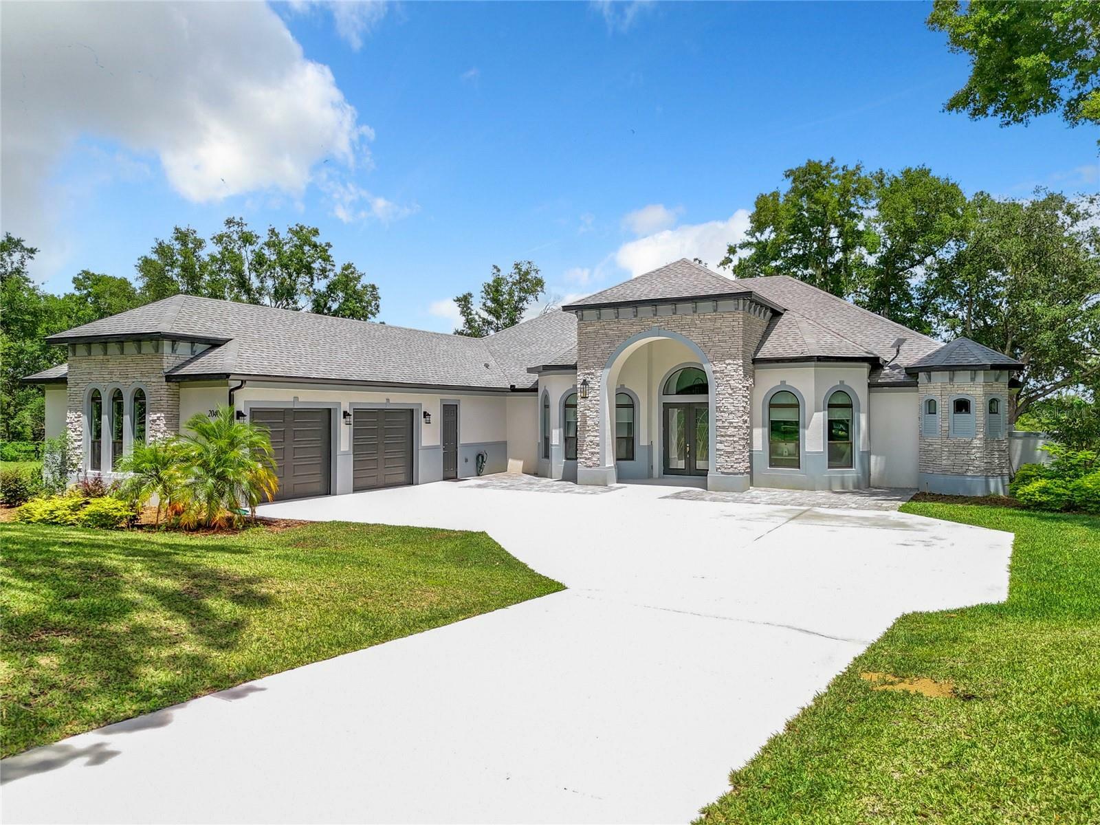 20404 Wolf Springs Court  Clermont FL 34715 photo