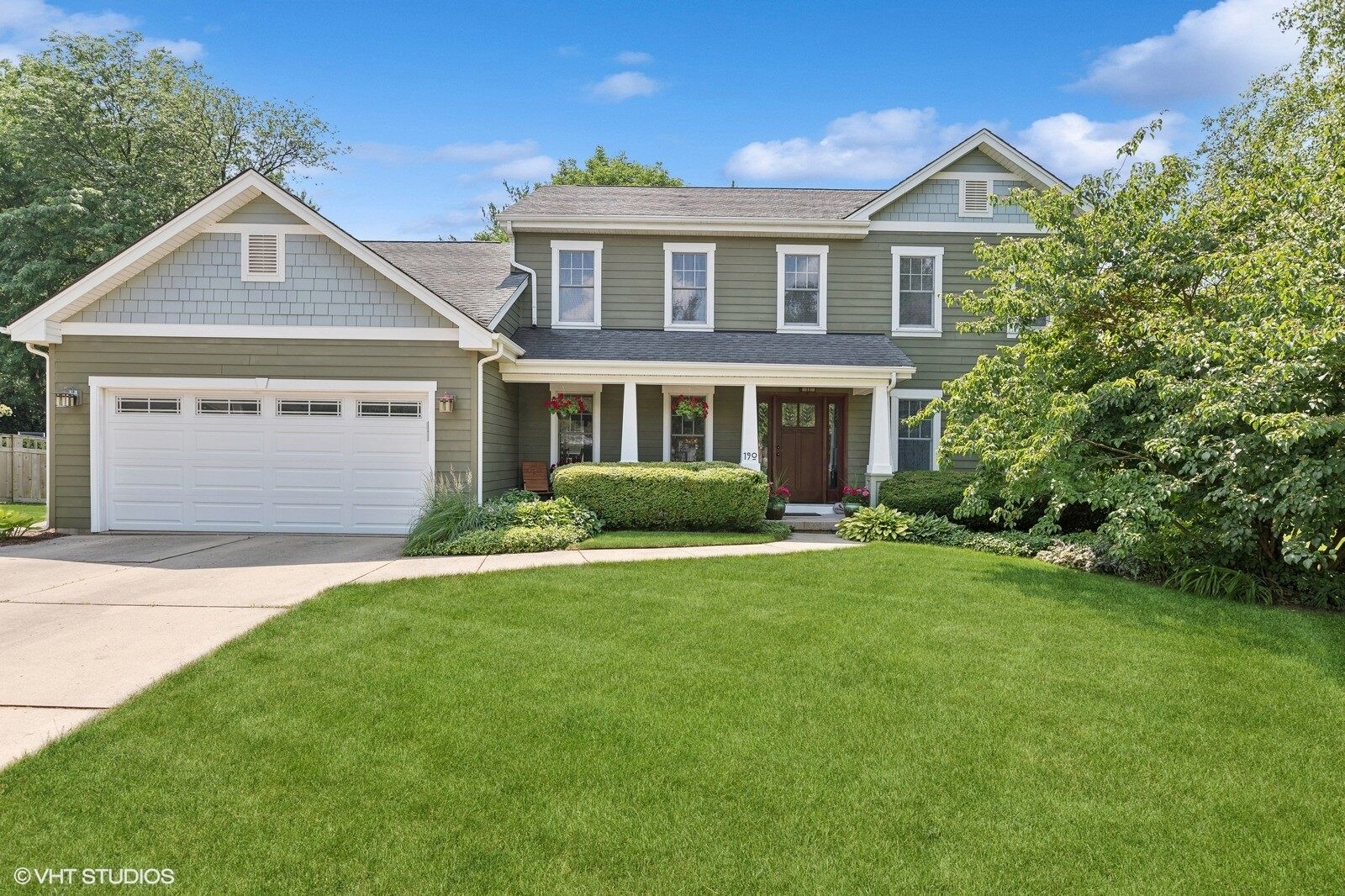 Property Photo:  190 Old Forge Road  IL 60123 
