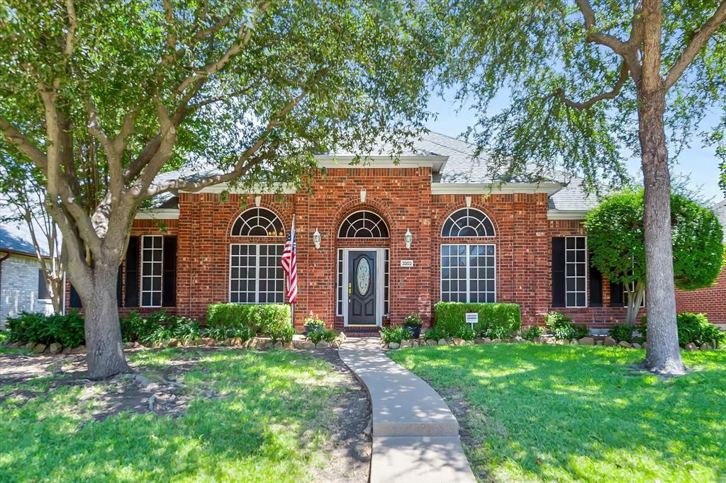 Property Photo:  3202 Grantham Drive  TX 75082 