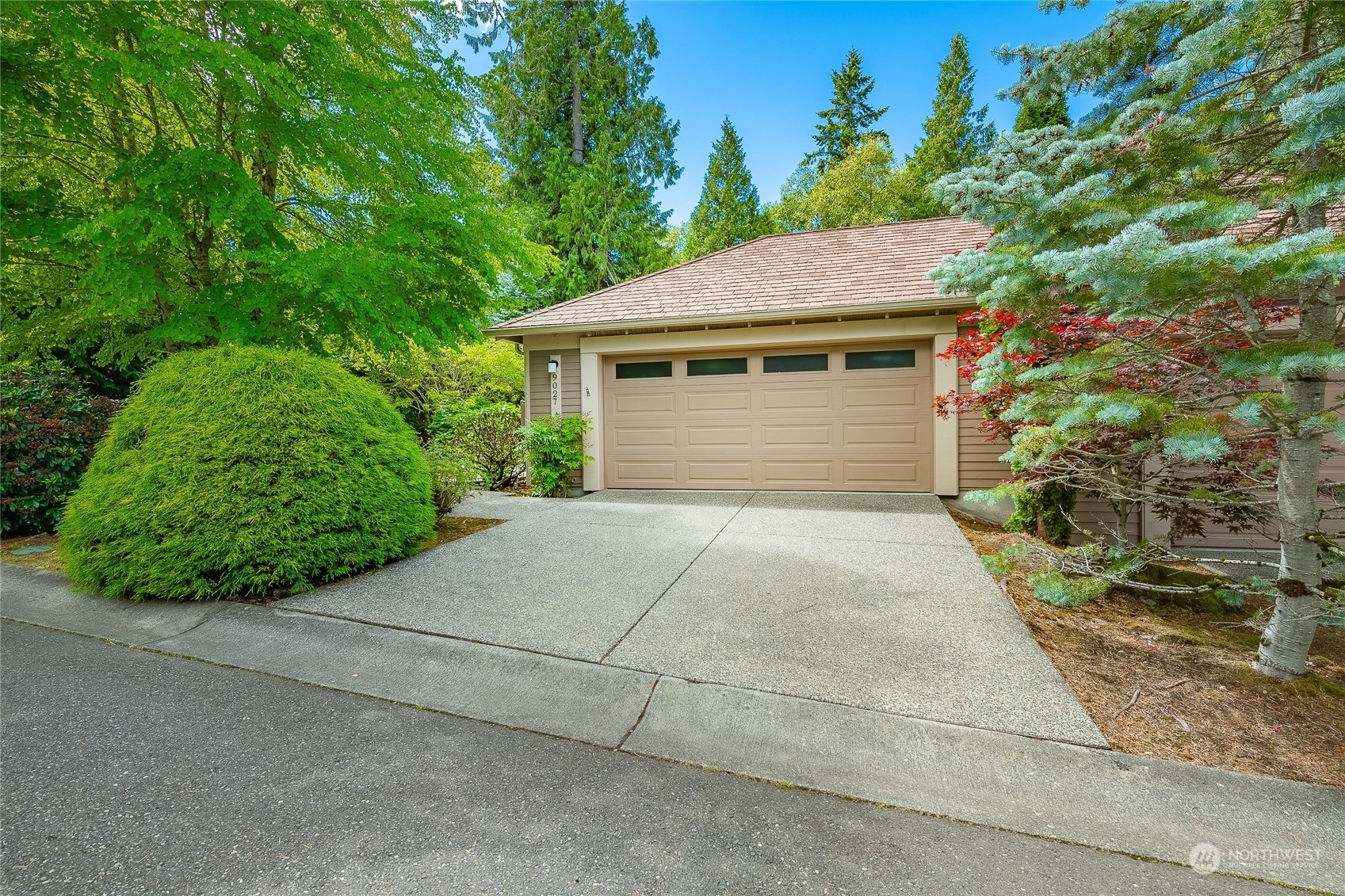 Property Photo:  9027 Gleneagle Drive  WA 98230 