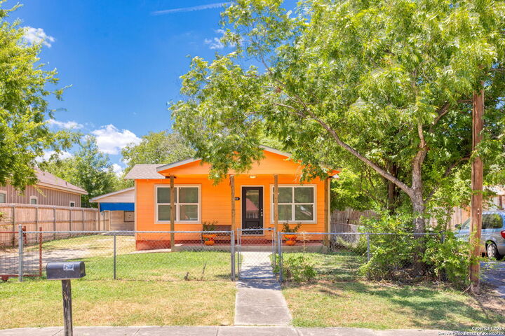 113 Vista Rd  San Antonio TX 78210 photo