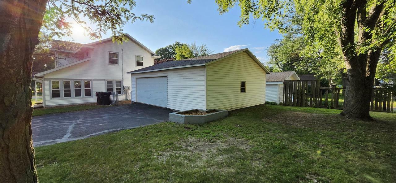 Property Photo:  505 East Seward Street  WI 53955 