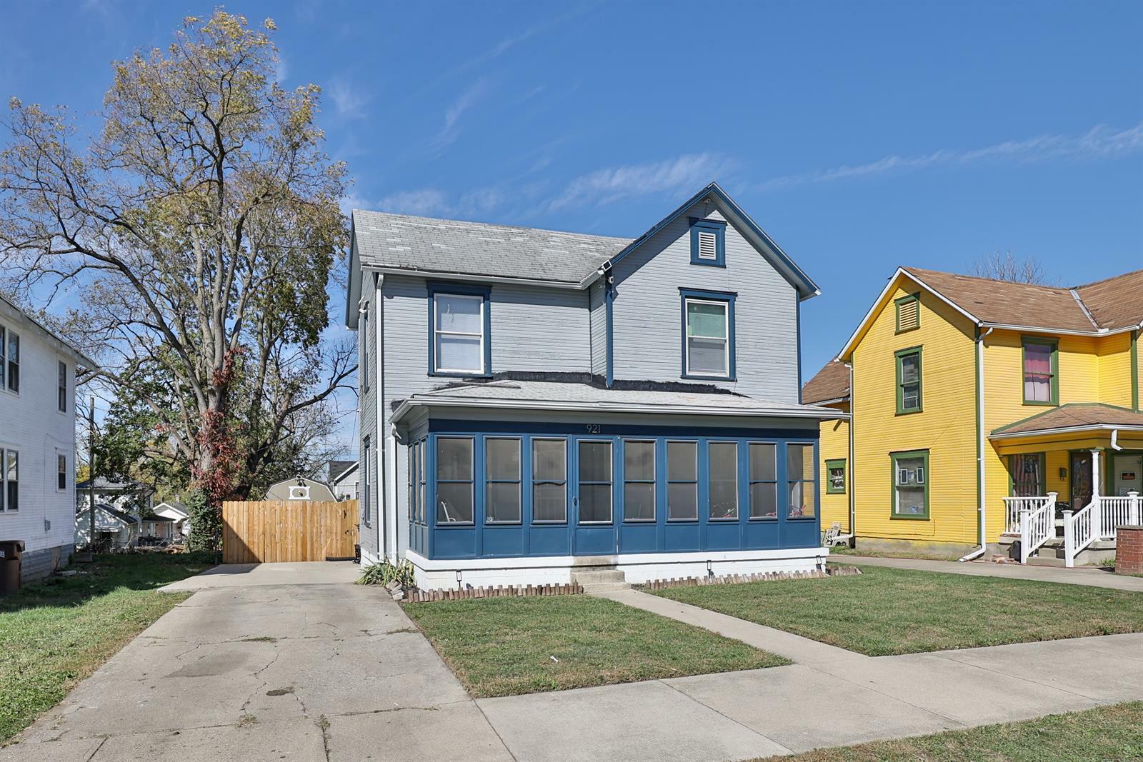 Property Photo:  921 Oak Street  OH 45505 