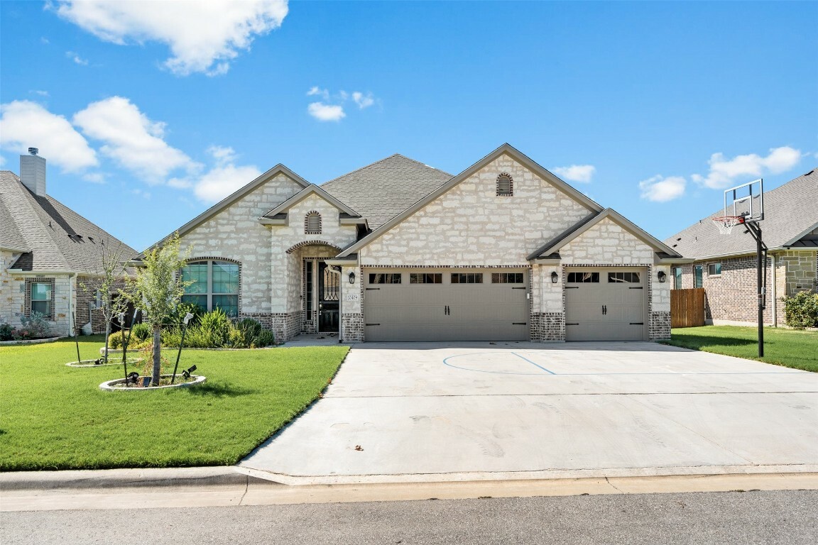 Property Photo:  10409 Bell Mountain Drive  TX 76502 