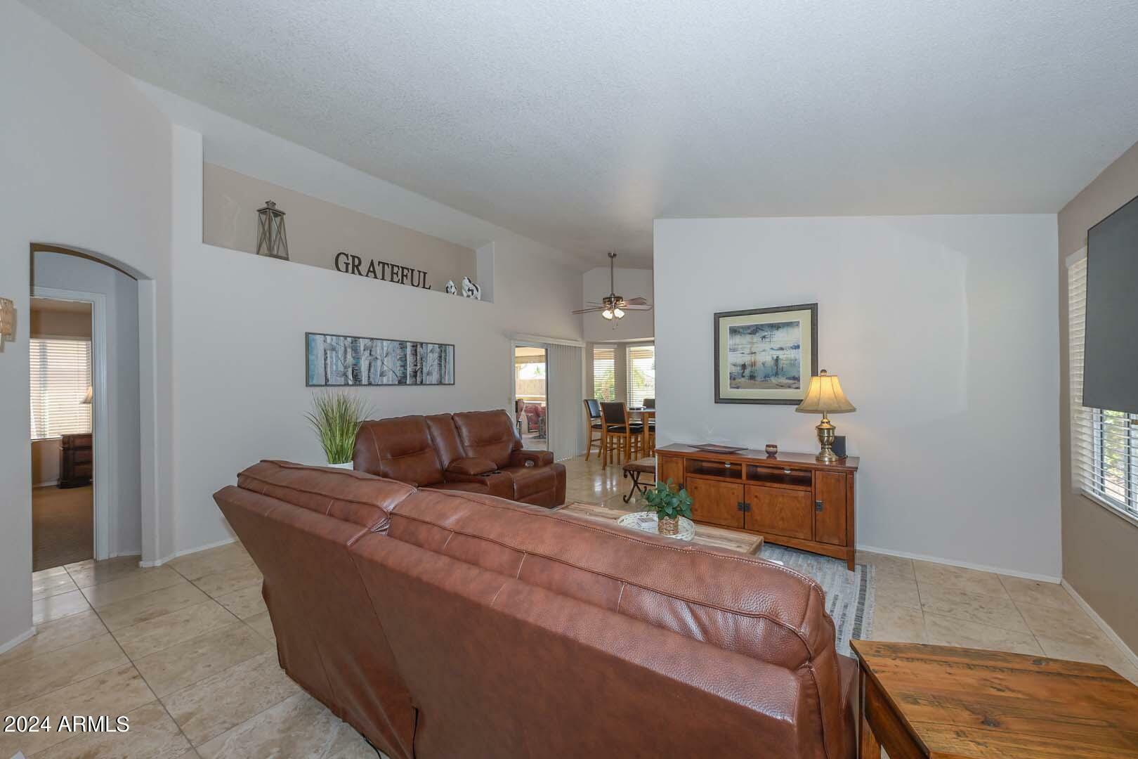 Property Photo: 10509 W Runion Drive AZ 85382