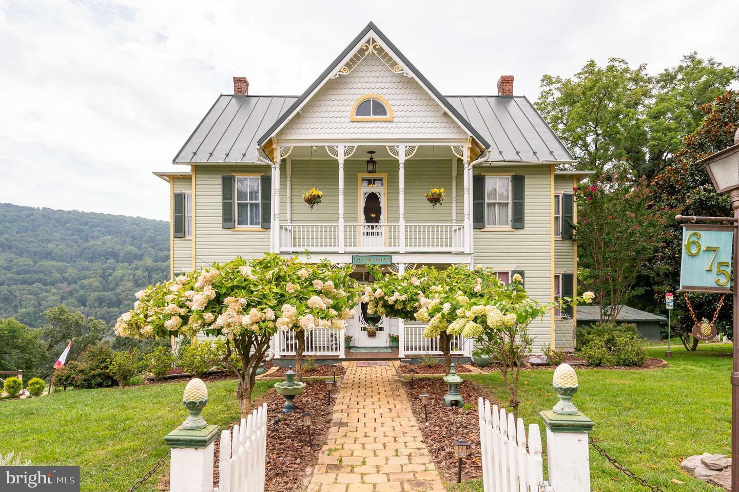 Property Photo:  675 Cliff Street  WV 25425 