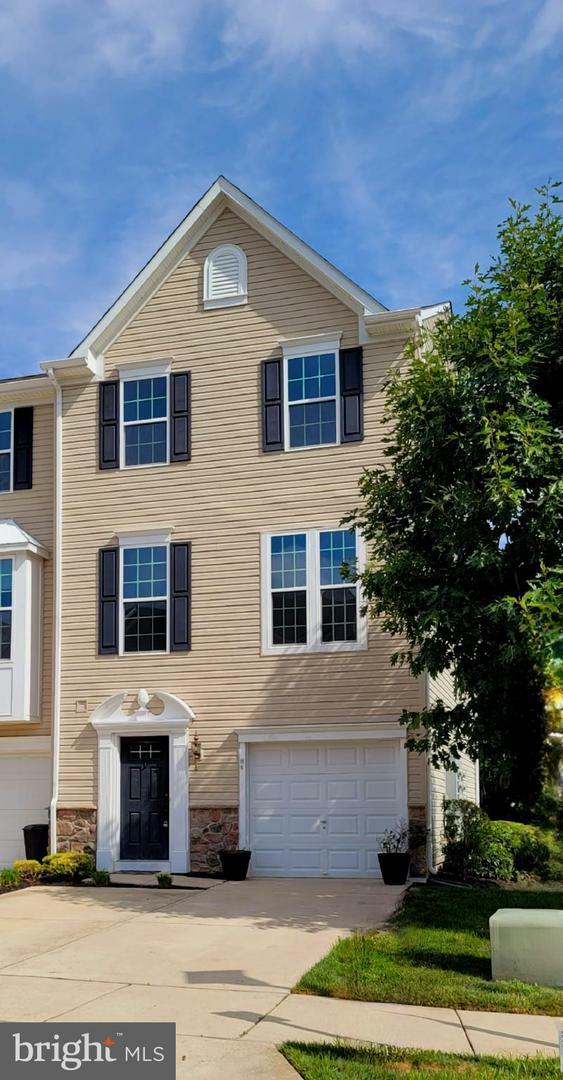 Property Photo: 2102 E Oak Rd H6 NJ 08361