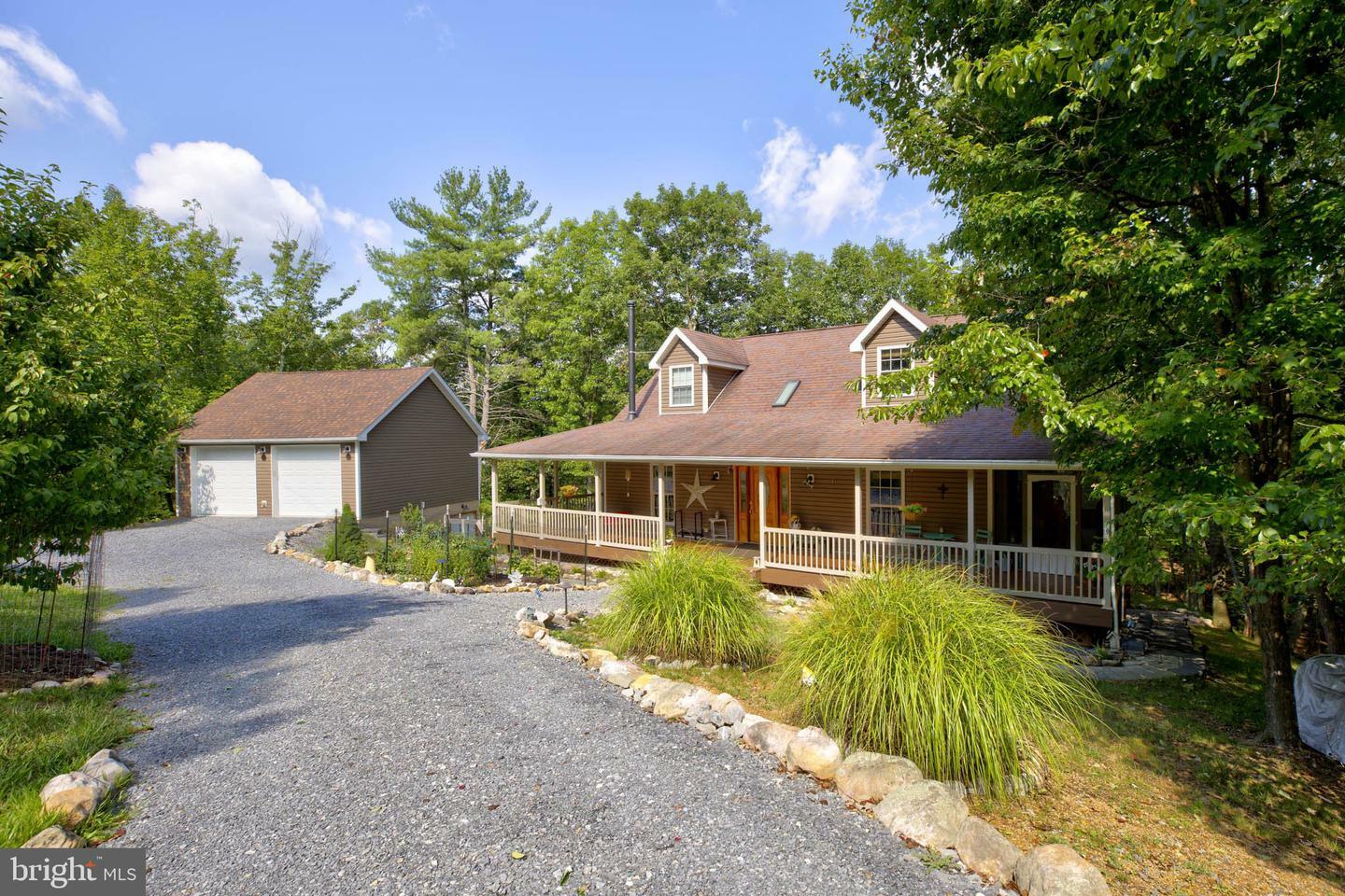 Property Photo:  370 Hemlock Court  WV 25434 