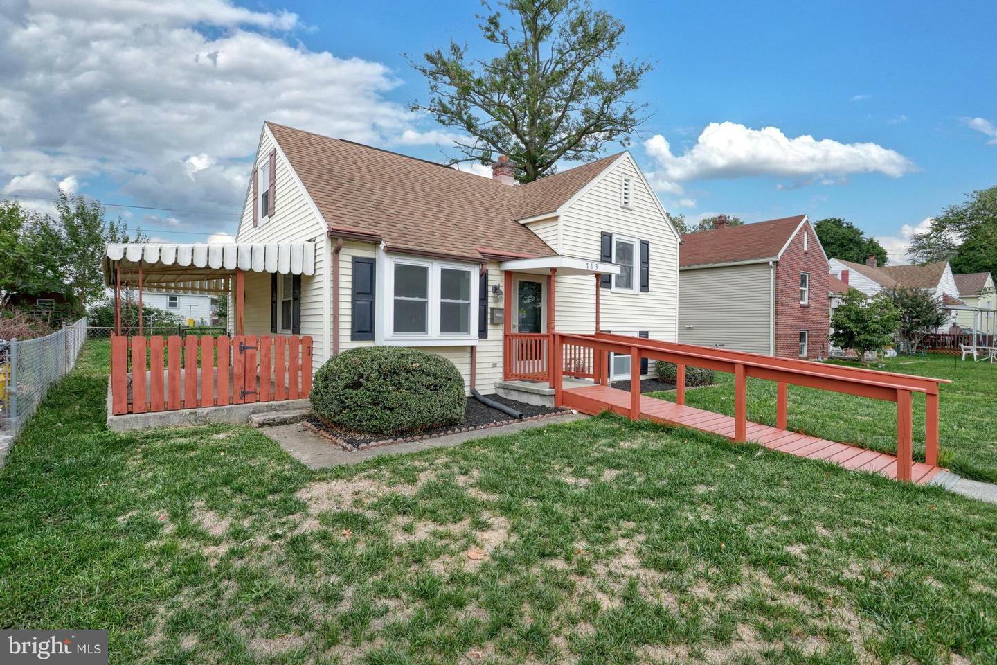 Property Photo:  713 Parkway Boulevard  PA 17404 