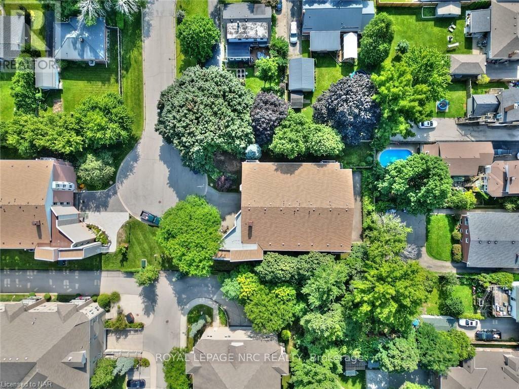 Property Photo: 5 Niagara Street 201 ON L3M 5A3