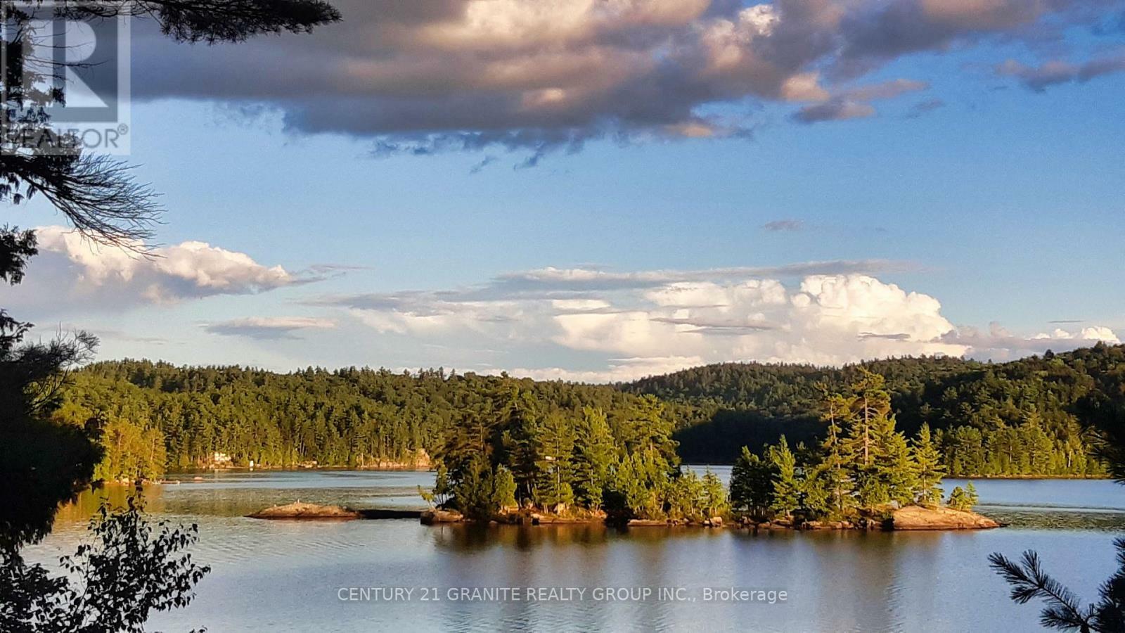 Photo de la propriété:  2807 Mackie Lake  ON K0H 2J0 