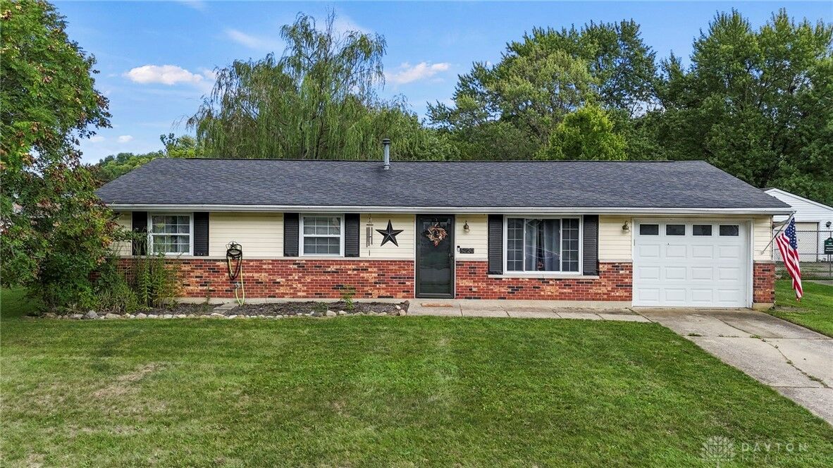 Property Photo:  5220 Wakefield Drive  OH 45324