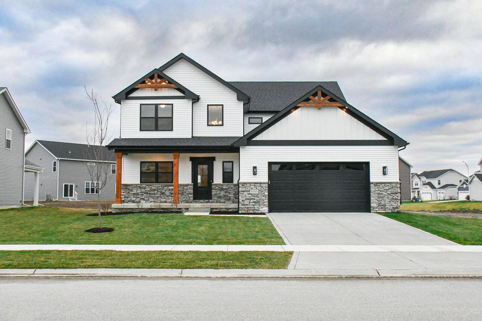 Property Photo:  3100 Forestside Lane  IN 46385 