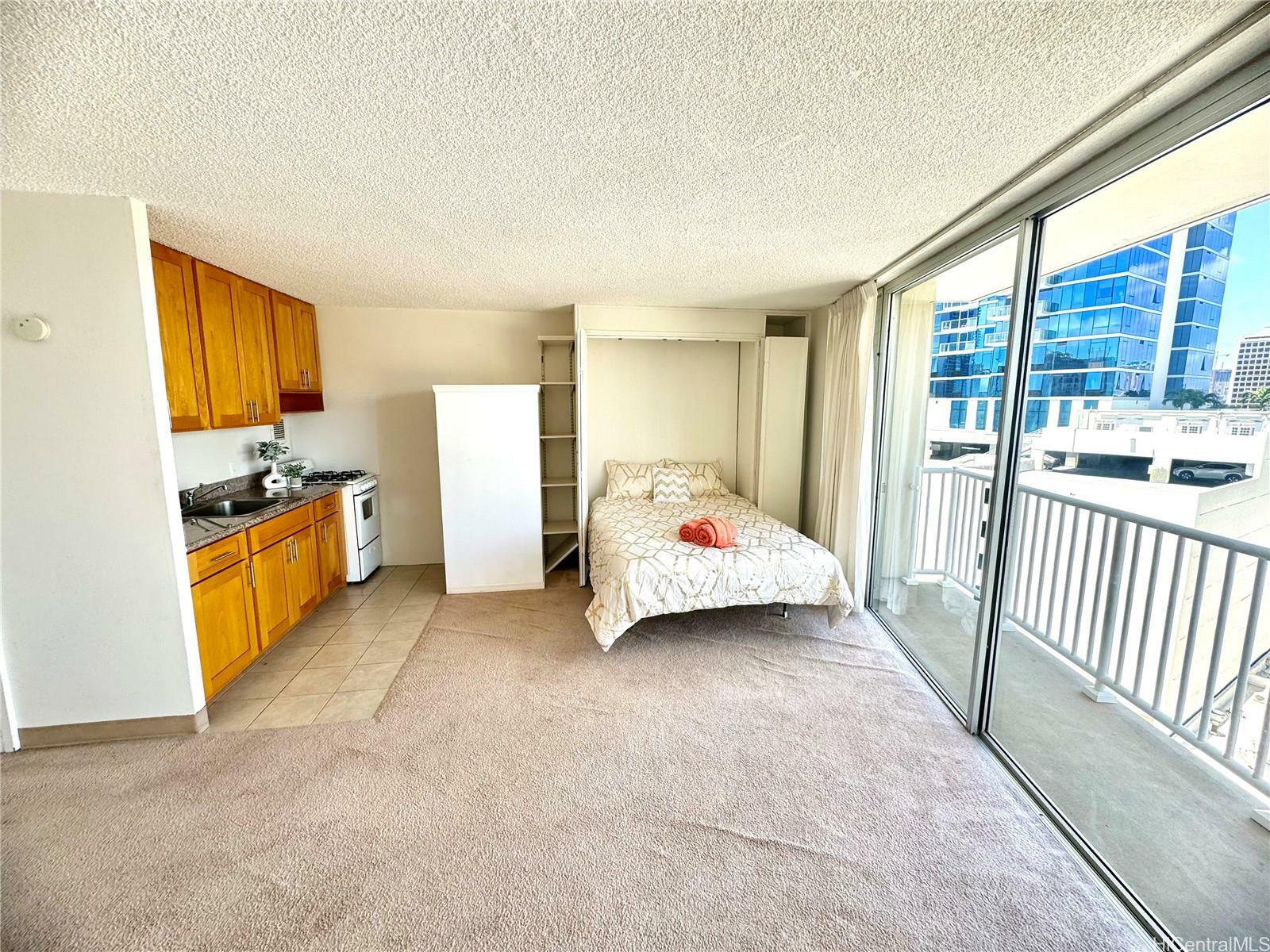 Property Photo:  750 Amana Street 1102  HI 96814 