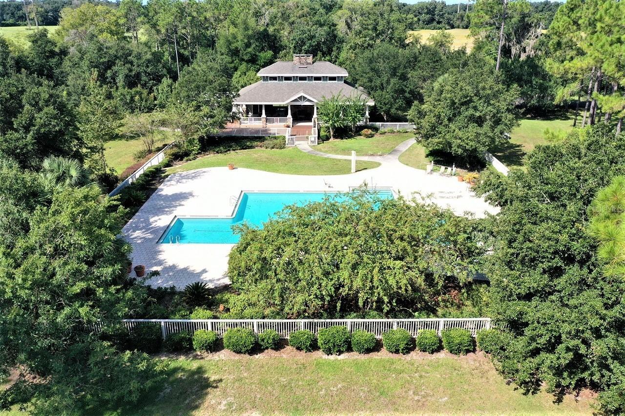 Property Photo: 19083 SW 21st Place FL 32669