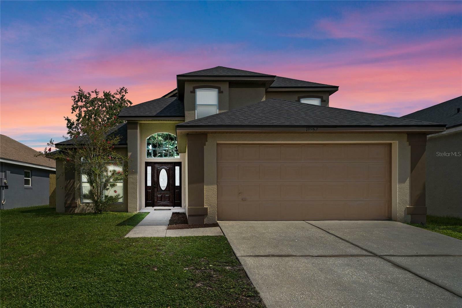 Property Photo:  10962 Norcross Circle  FL 32825 