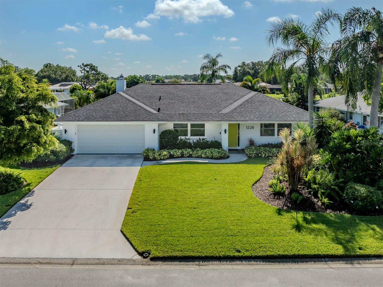 Property Photo:  1228 Pine Needle Road  FL 34285 