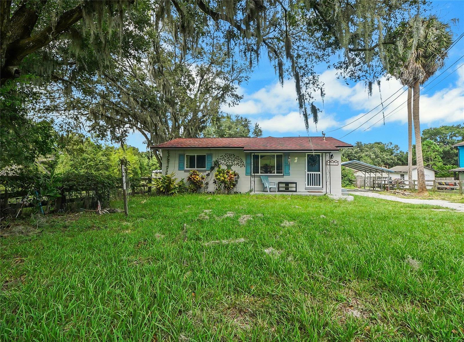 Property Photo:  11635 SE Highway 42  FL 32195 