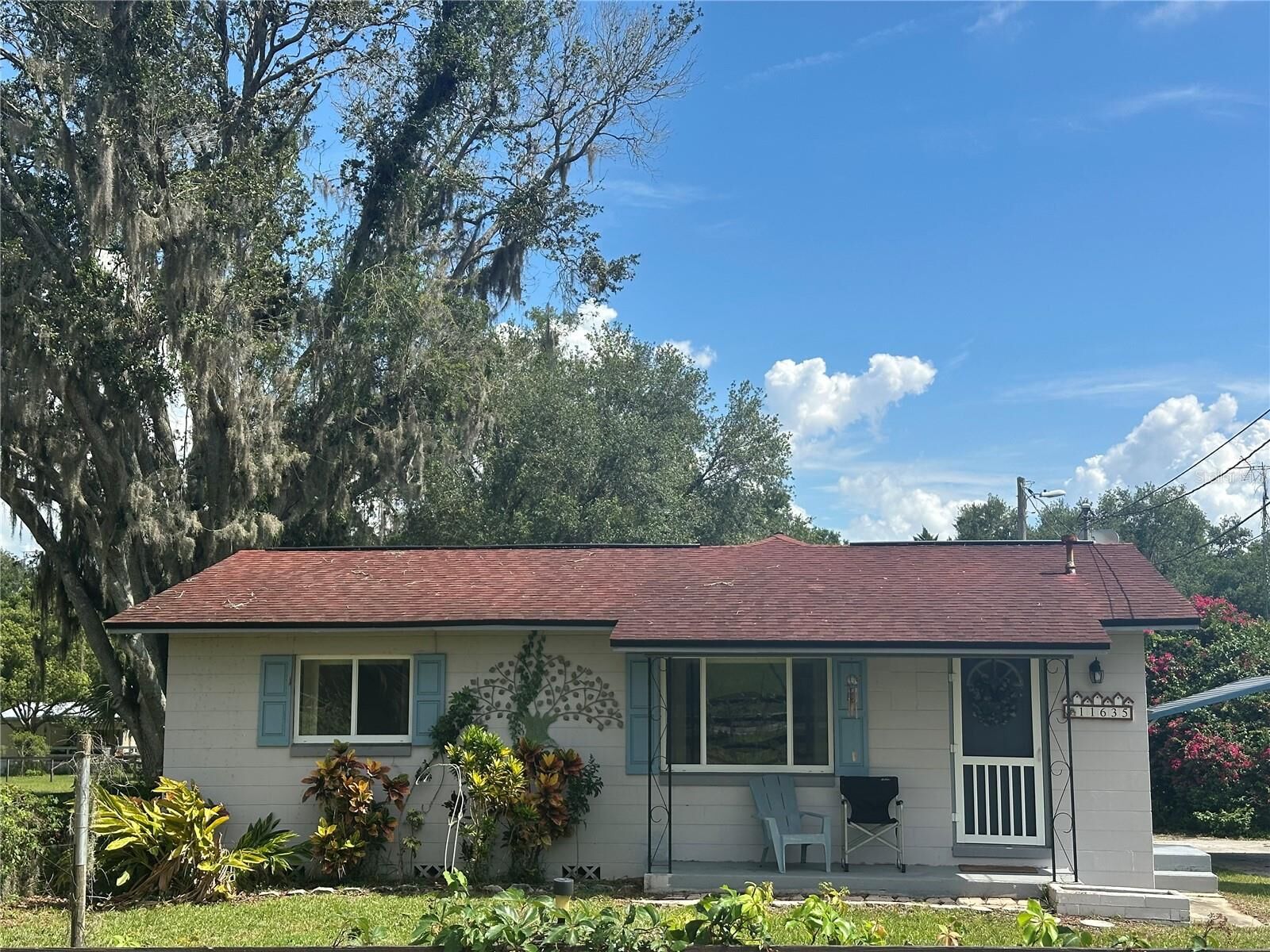 Property Photo:  11635 SE Highway 42  FL 32195 