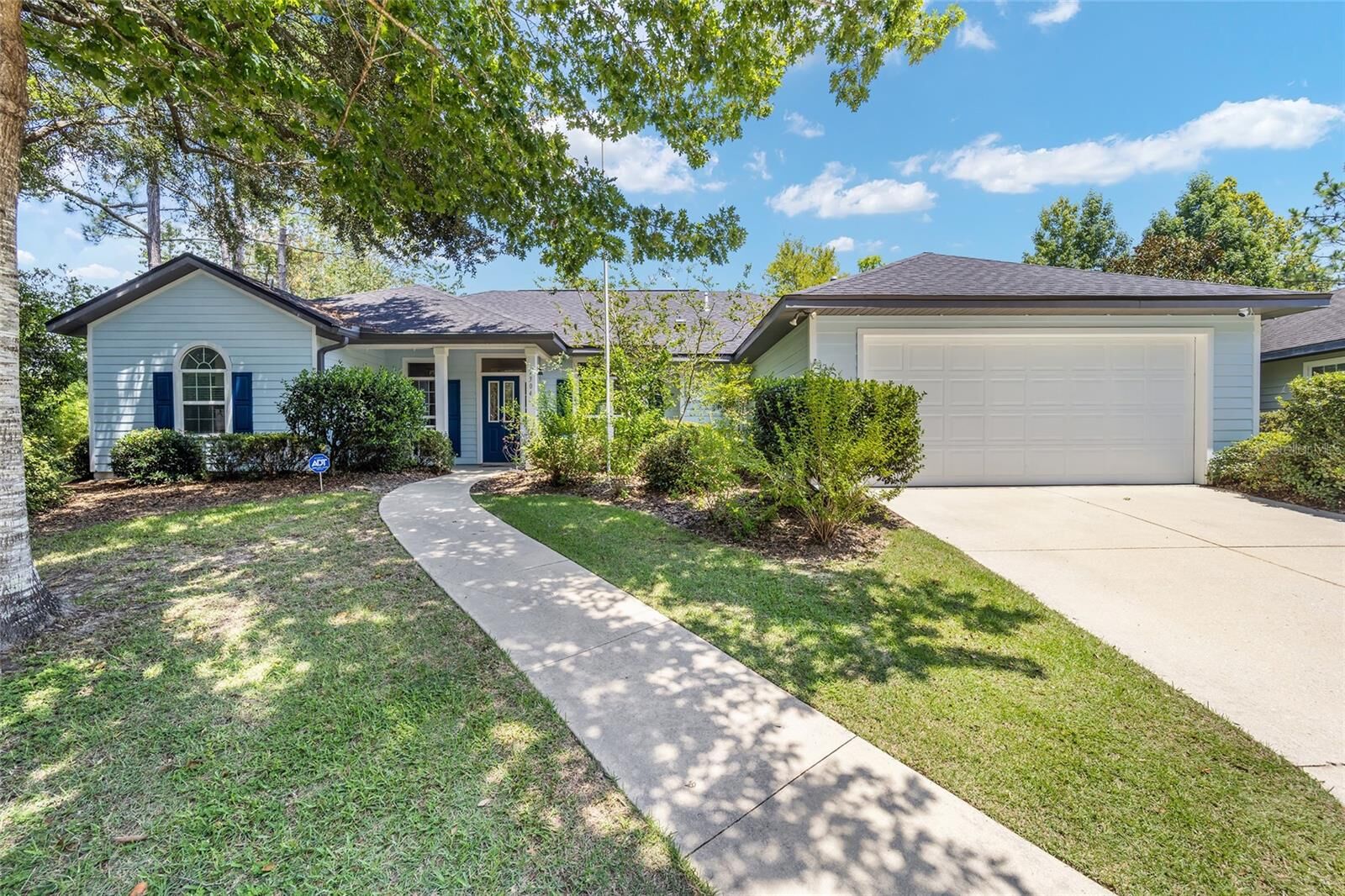 Property Photo: 7304 NW 115th Road FL 32615
