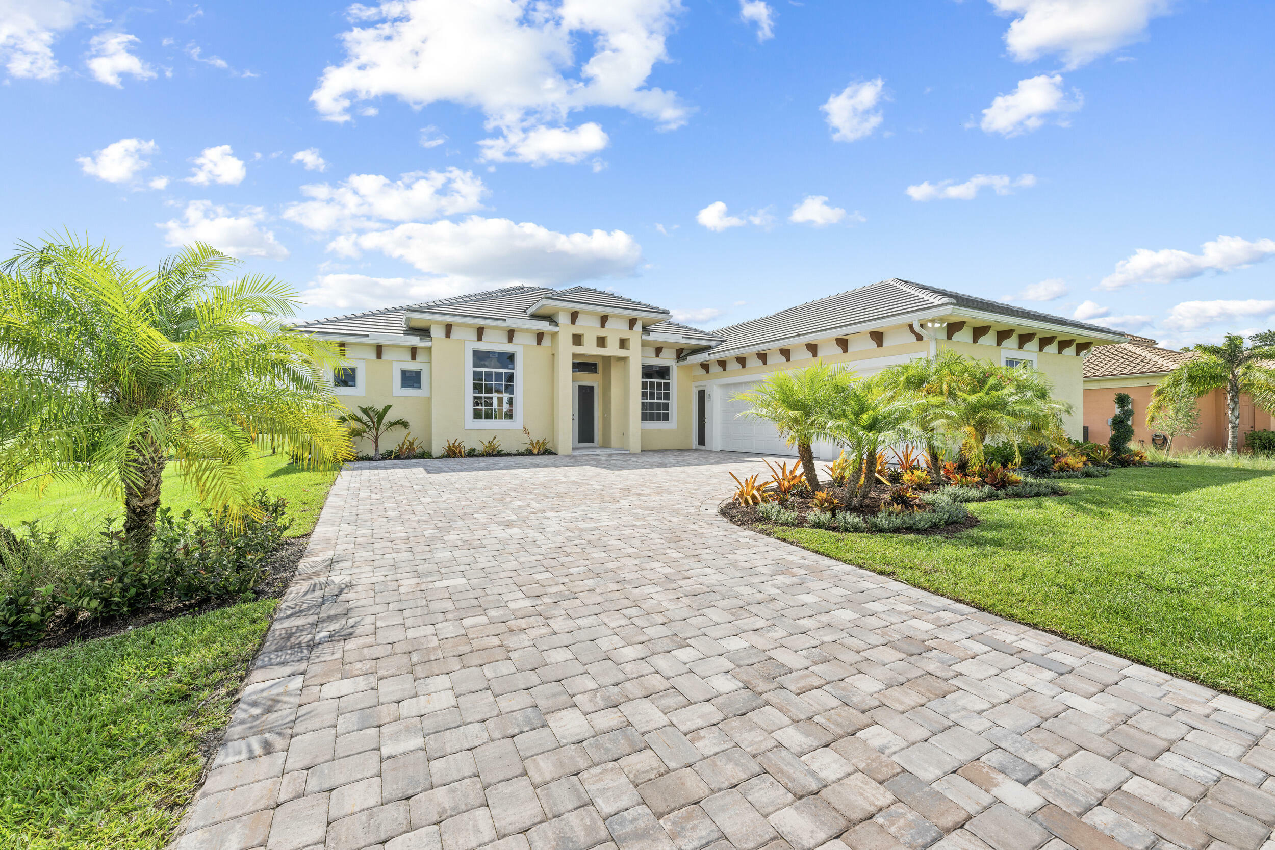 Property Photo:  1232 SW Squire Johns Lane  FL 34990 