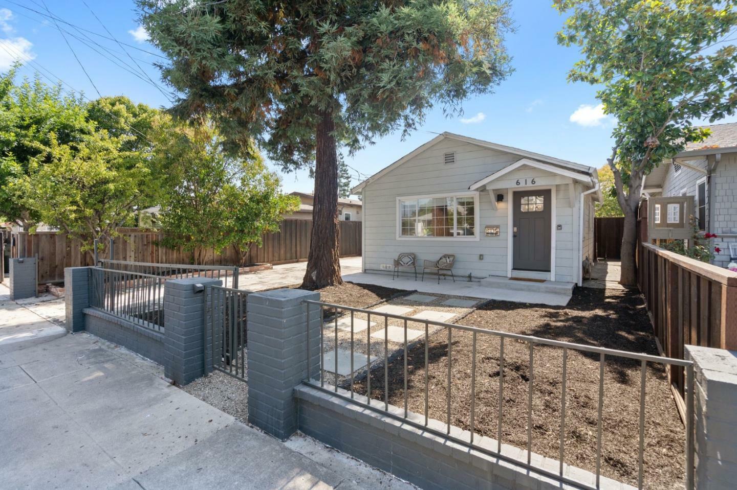 Property Photo:  616 Douglas Avenue  CA 94063 