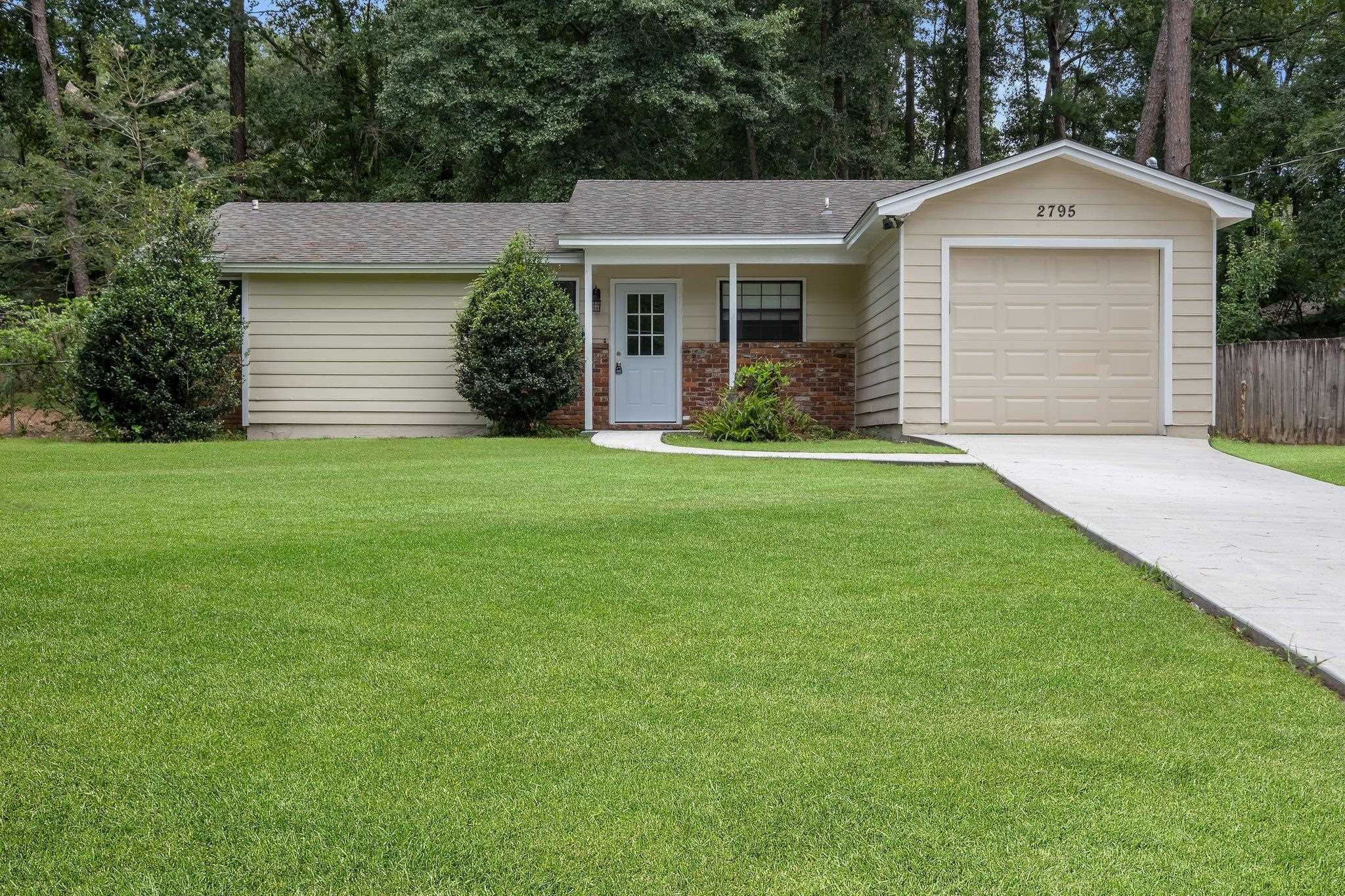 Property Photo: 2795 Faringdon Drive FL 32303