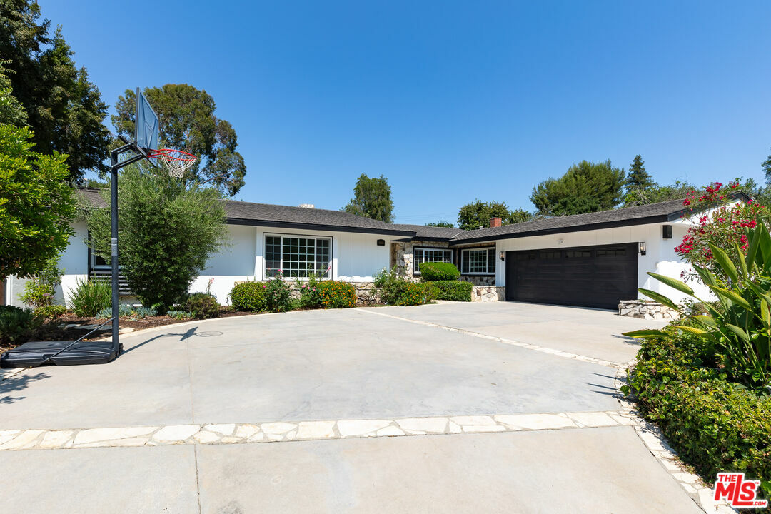 Property Photo:  16661   Adlon Rd  CA 91436 