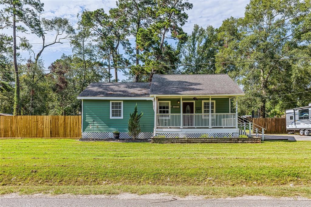 Property Photo:  20638 Split Oak Drive  TX 77357 