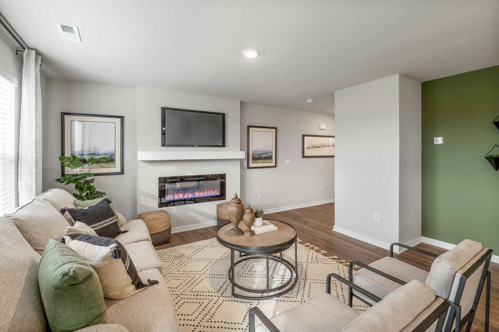 Property Photo:  2371 SE Callista Avenue  IA 50265 