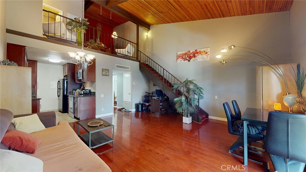 Property Photo:  5460 White Oak Avenue G325  CA 91316 