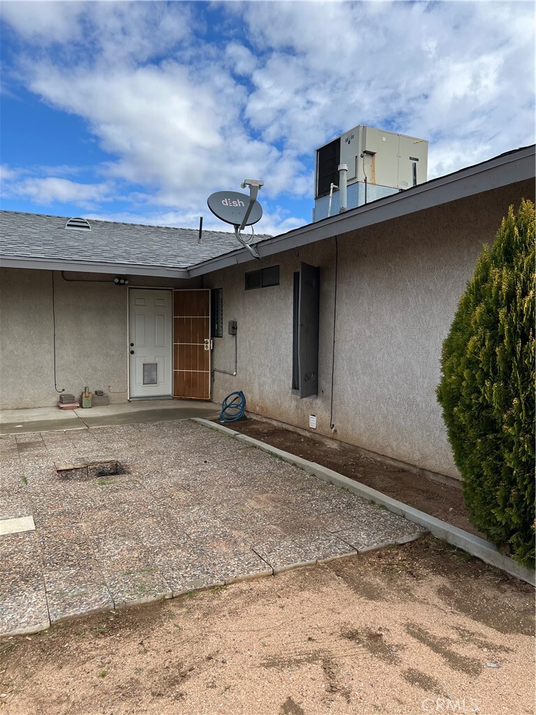 Property Photo: 15929 Cactus Street CA 92345