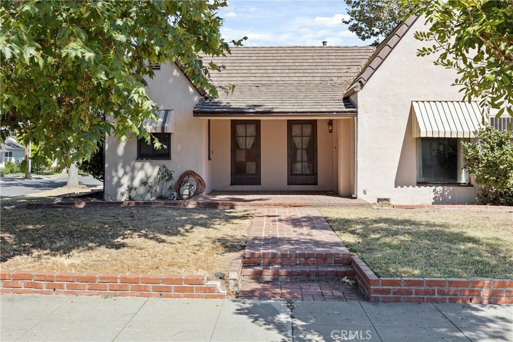 Property Photo:  1800 S Chapel Avenue  CA 91801 