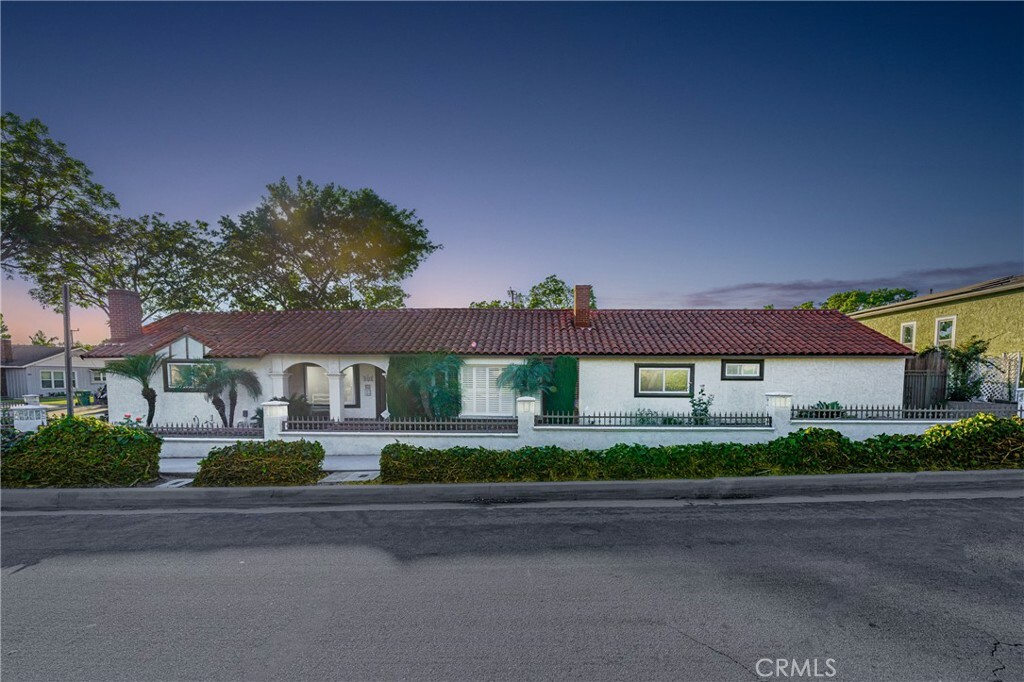 Property Photo:  8321 Michigan Avenue  CA 90605 