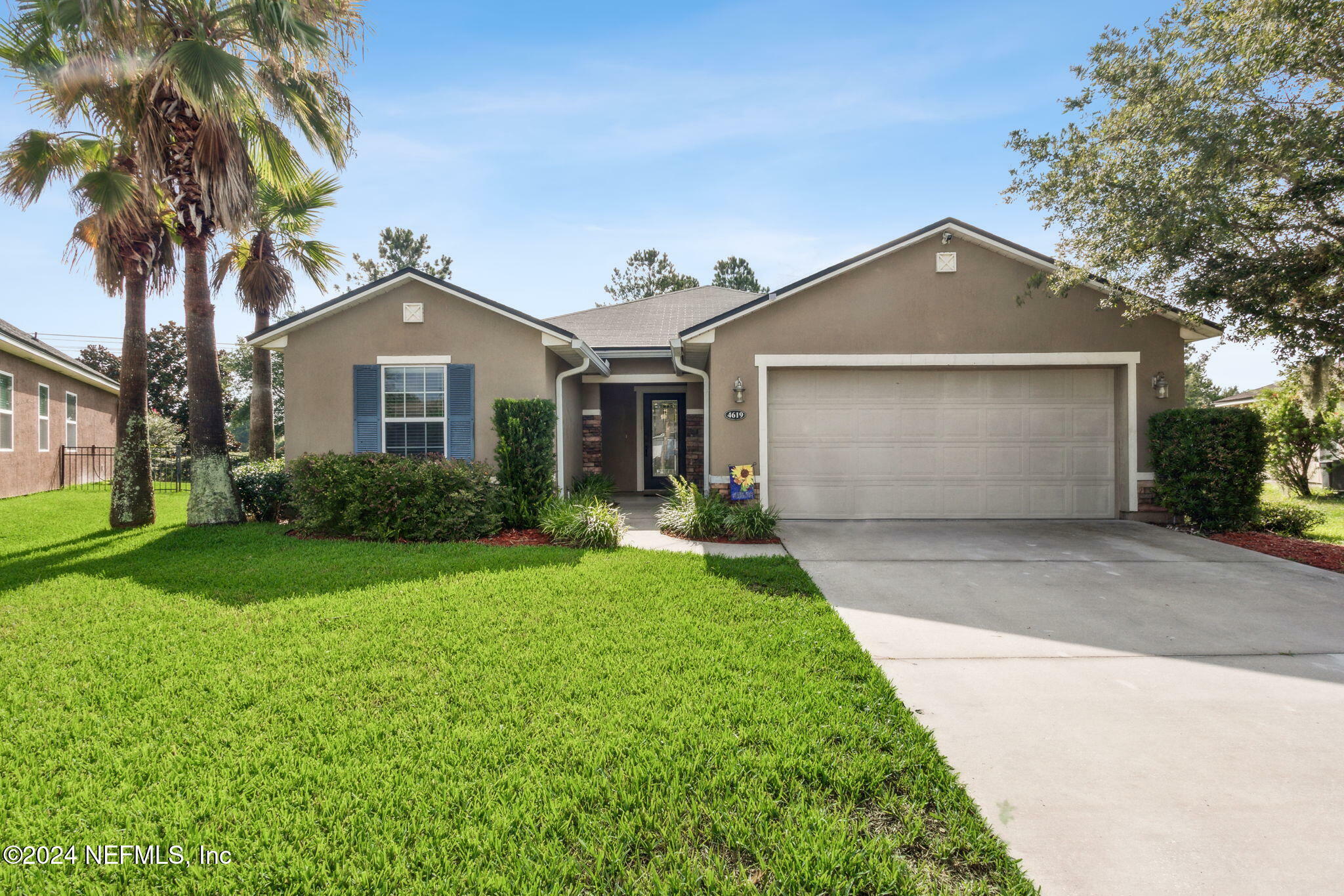 Property Photo:  4619 Pine Lake Drive  FL 32068 