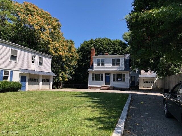 Property Photo:  1435 Rockefeller Road  OH 44092 