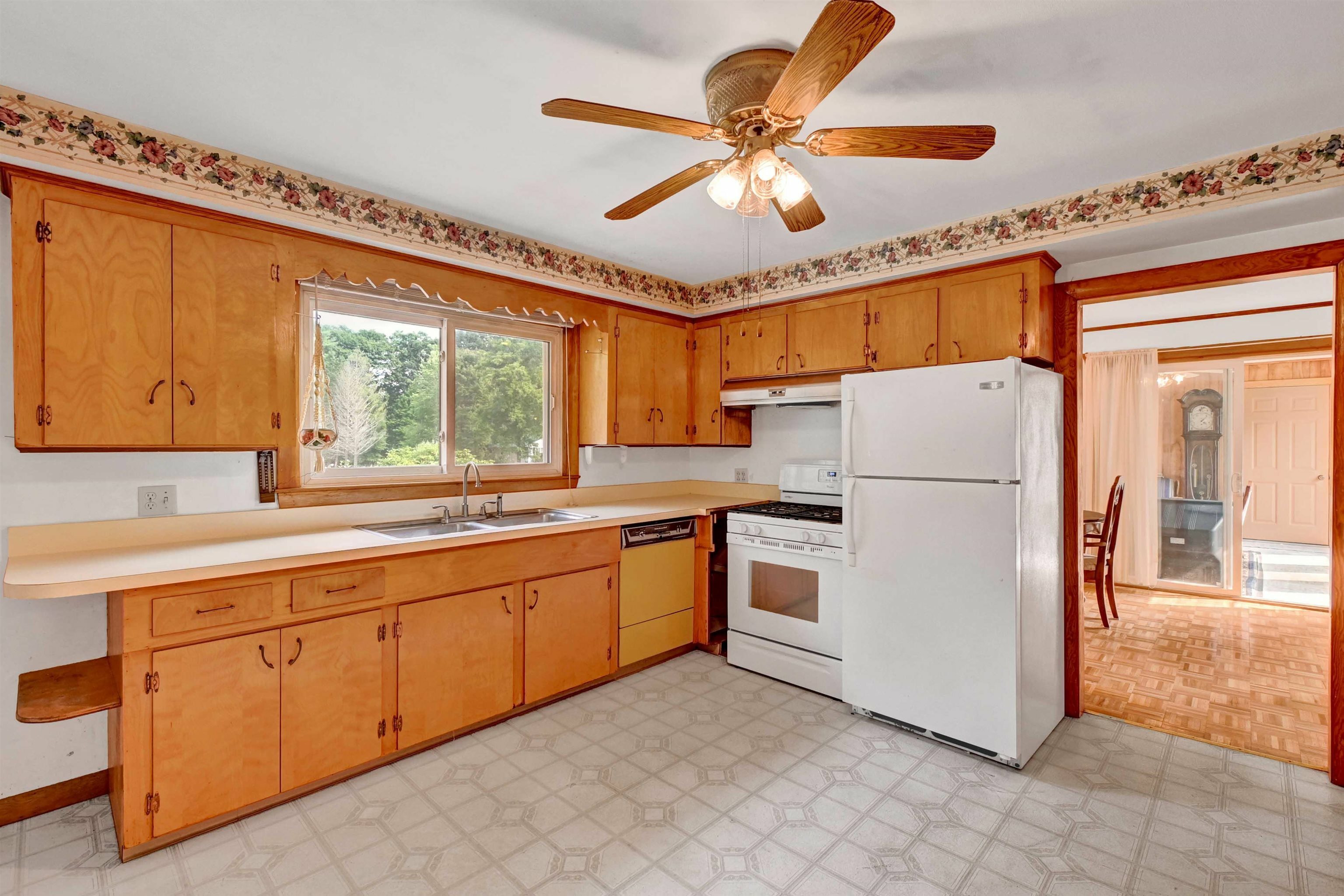 Property Photo:  80 Packers Falls Road  NH 03857 