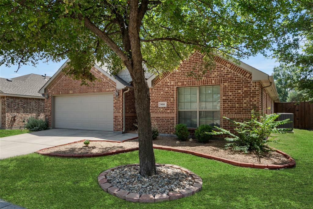 Property Photo:  932 Lake Grove Drive  TX 75068 