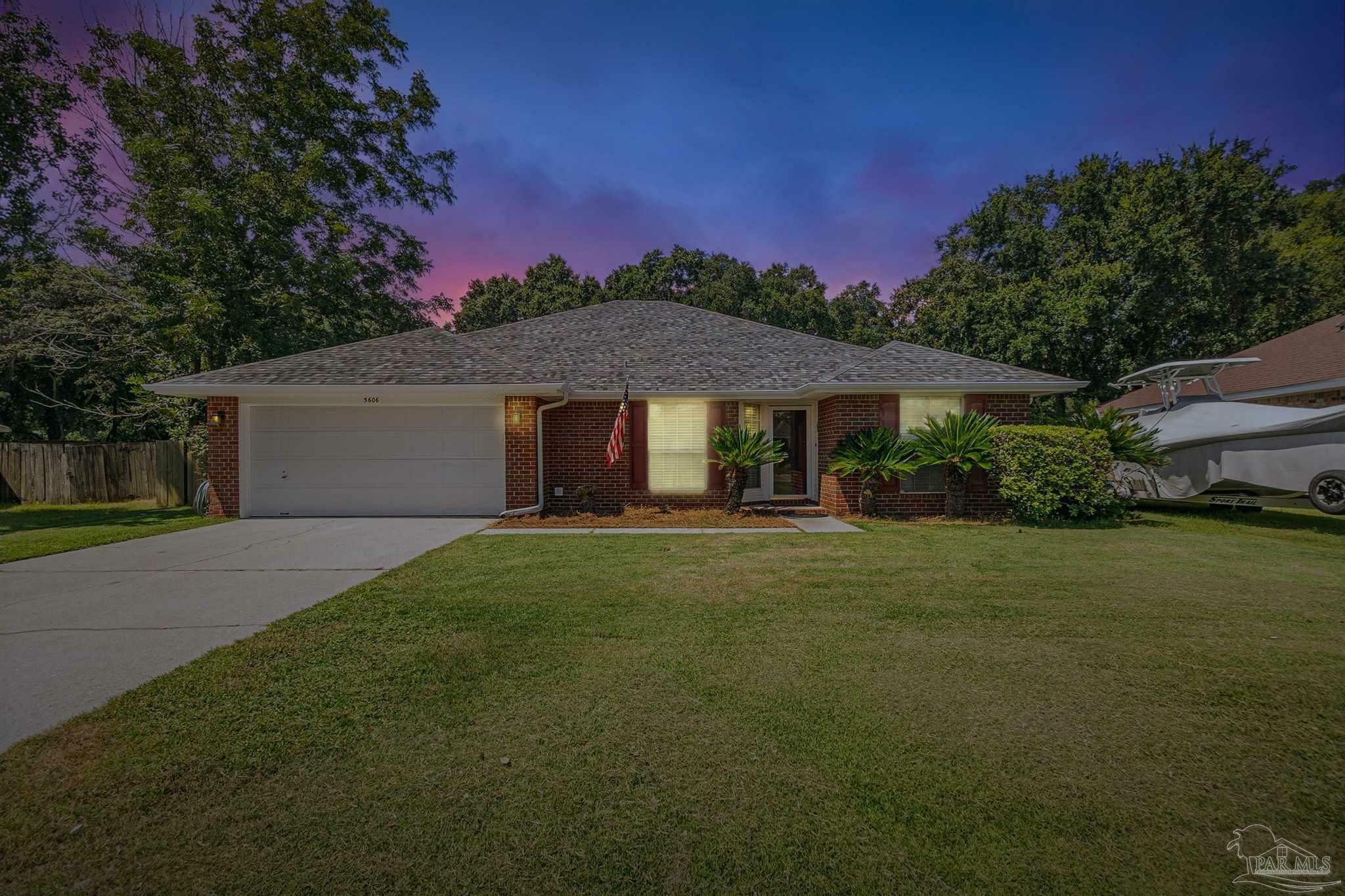 Property Photo:  5606 Berrybrook Cr  FL 32571 