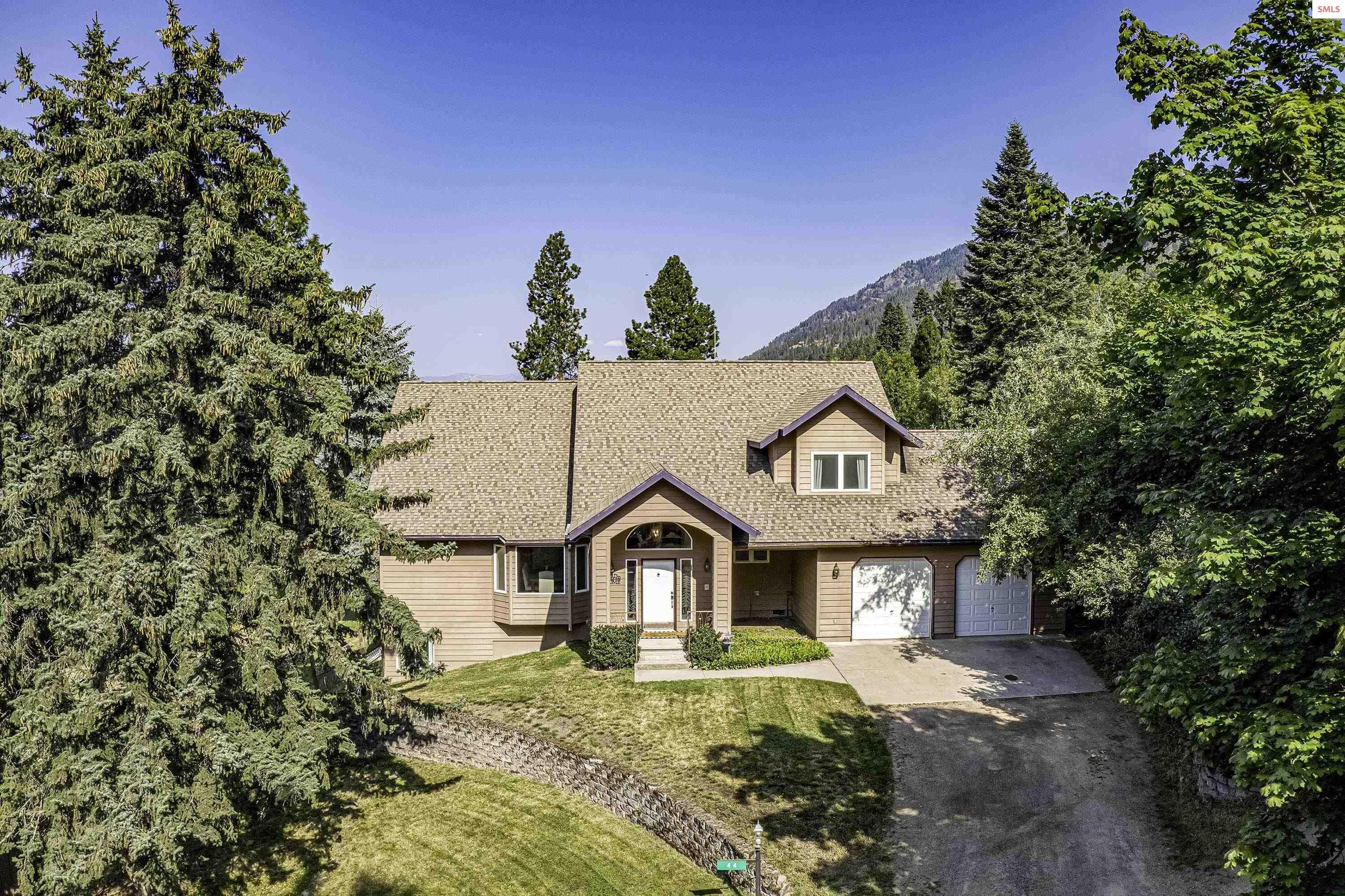 Property Photo:  44 W Riser Creek  ID 83836 