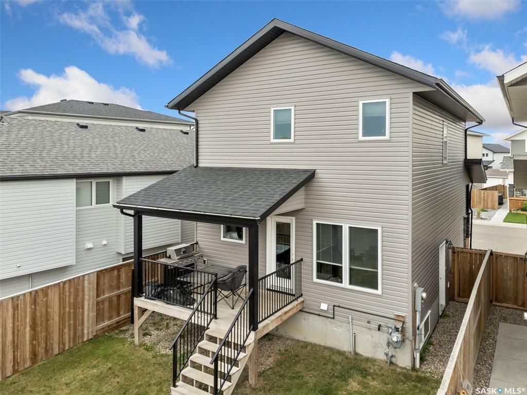 Property Photo:  1427 Cassat Drive  SK S0K 2T1 