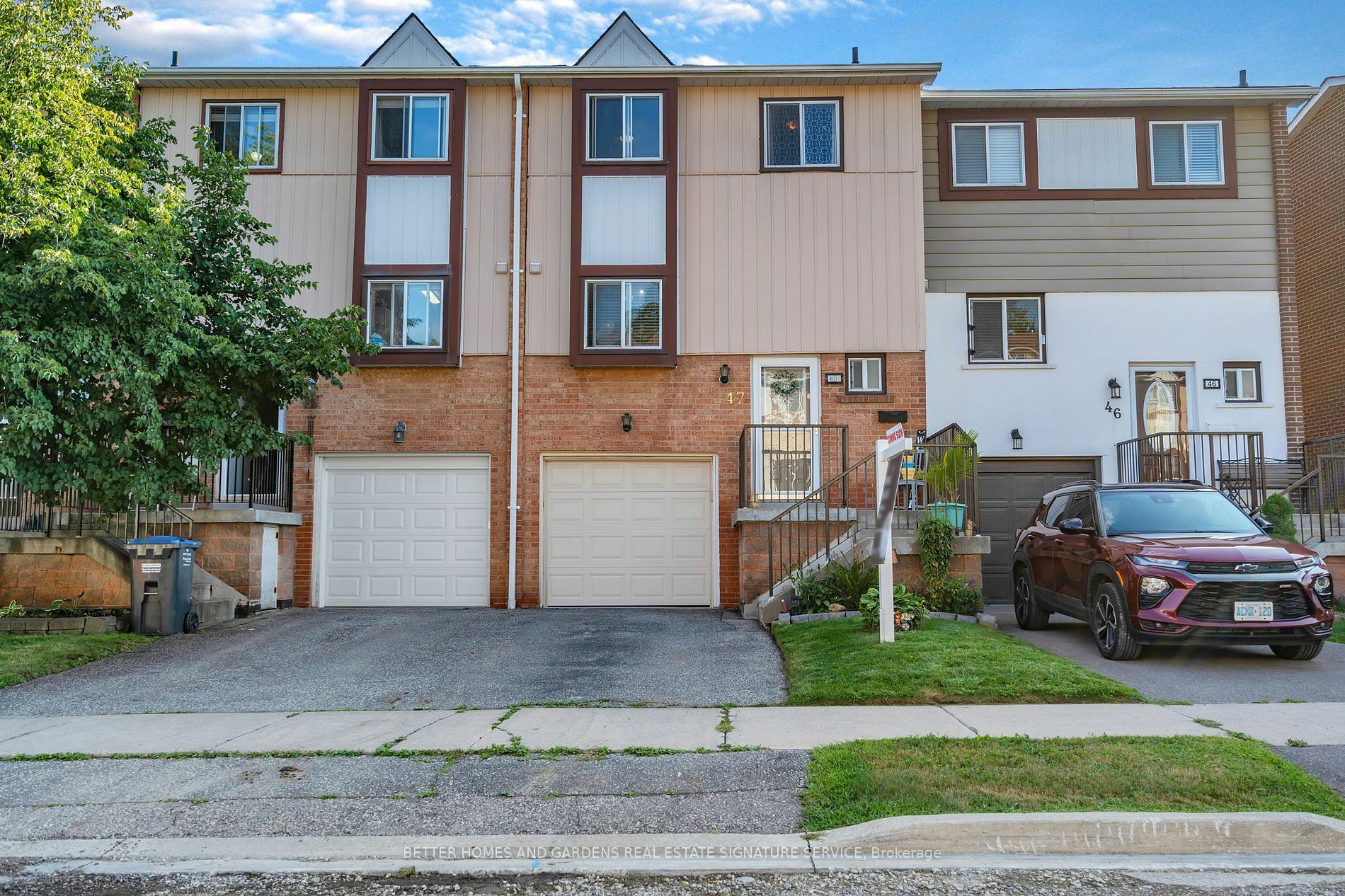 47 Moregate Cres  Brampton ON L6S 3K9 photo