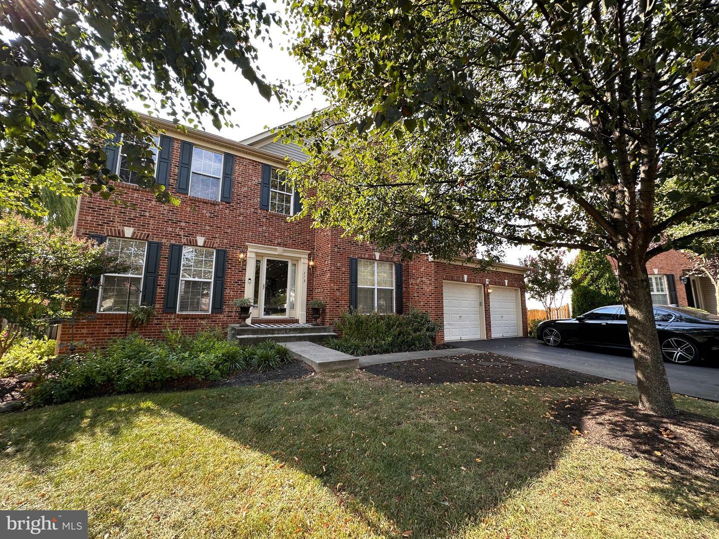 Property Photo:  113 Muffin Court SE SE  VA 20175 