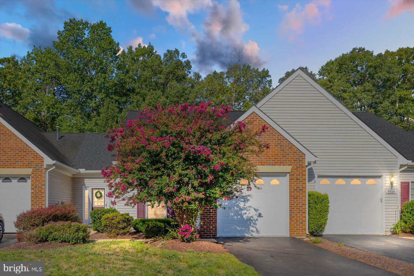 Property Photo:  9502 Perthway Court  VA 22408 