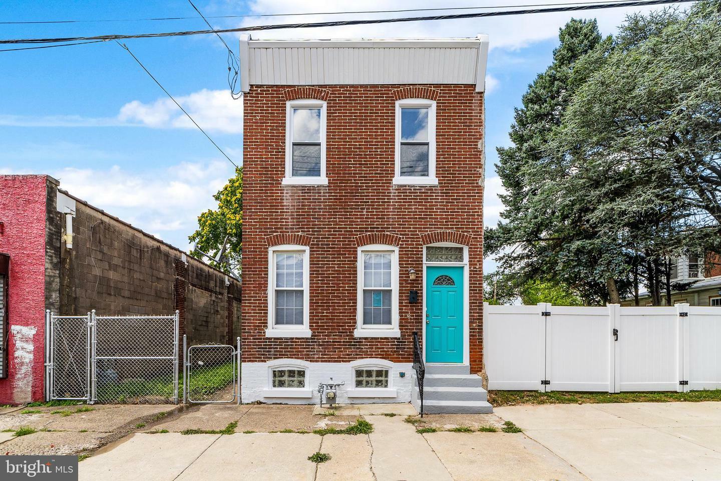 Property Photo:  2516 W 3rd Street  PA 19013 