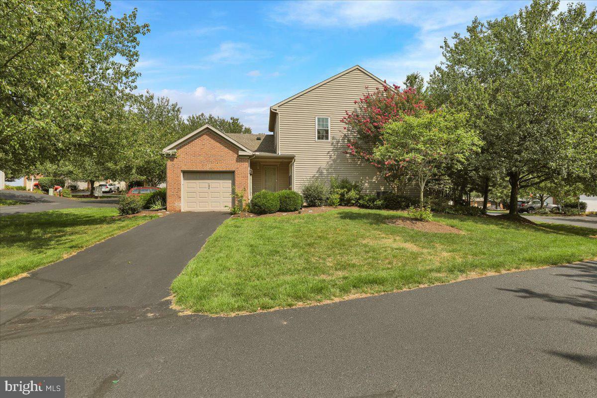 Property Photo:  140 Mallard Drive  PA 17601 